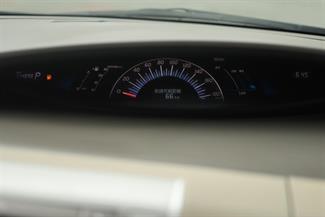 2007 Toyota Estima - Thumbnail
