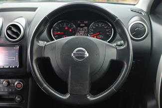 2010 Nissan Dualis - Thumbnail