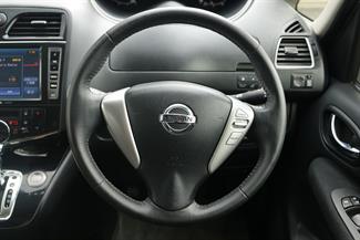 2012 Nissan Serena - Thumbnail