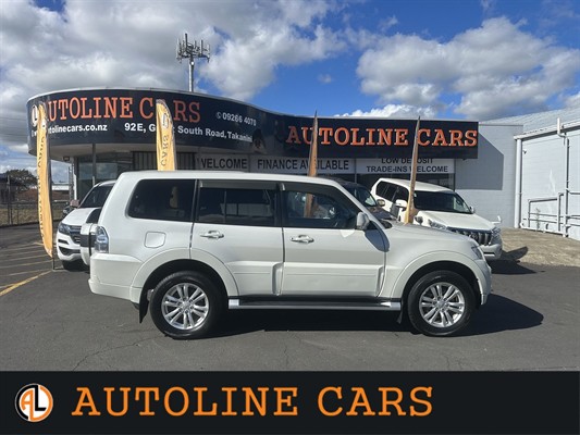 2016 Mitsubishi Pajero