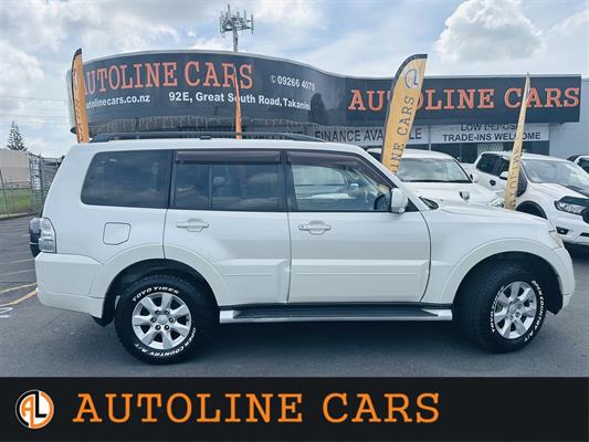 2014 Mitsubishi Pajero