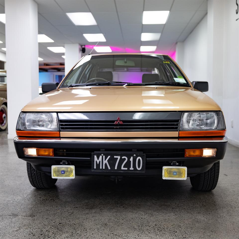 1985 Mitsubishi Mirage Glx