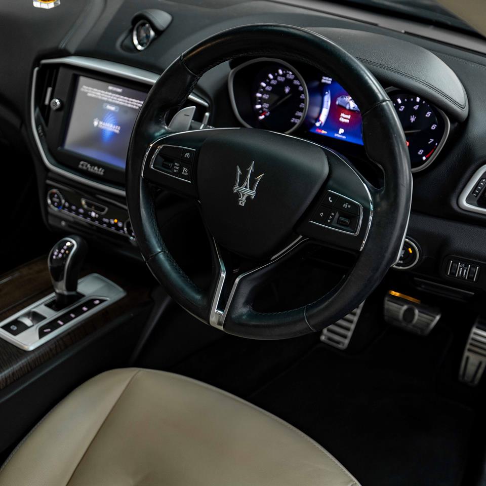 2016 Maserati Ghibli