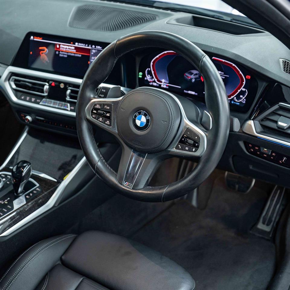 2019 BMW 330e