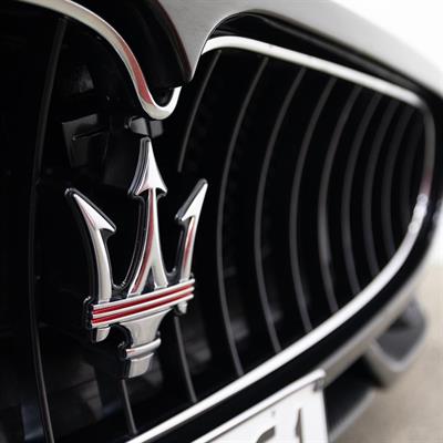 2016 Maserati Granturismo - Thumbnail