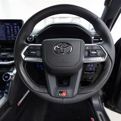 2024 Toyota Landcruiser - Thumbnail