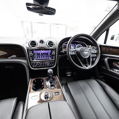 2017 Bentley Bentayga - Thumbnail