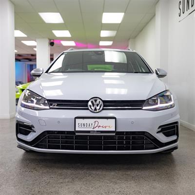 2017 Volkswagen Golf R - Thumbnail