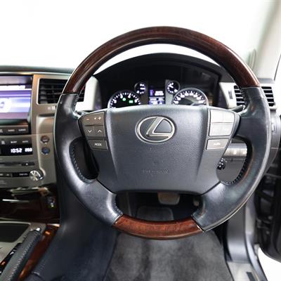 2015 Lexus Lx570 - Thumbnail