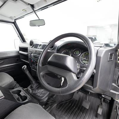 2014 Land Rover Defender - Thumbnail