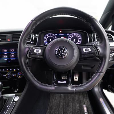 2018 Volkswagen Golf R - Thumbnail