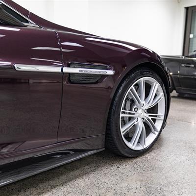 2015 Aston Martin Vanquish - Thumbnail