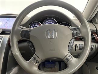 2005 Honda Legend - Thumbnail