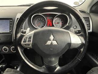 2007 Mitsubishi Outlander - Thumbnail