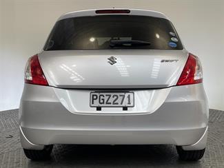 2011 Suzuki Swift - Thumbnail