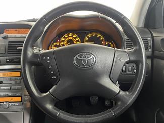 2004 Toyota Avensis - Thumbnail