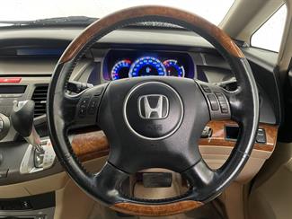 2005 Honda Odyssey - Thumbnail