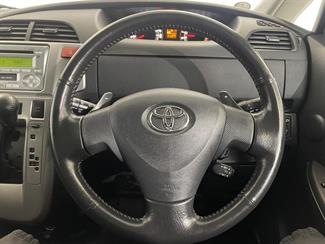 2006 Toyota Ractis - Thumbnail