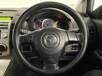 2005 Mazda Premacy - Thumbnail