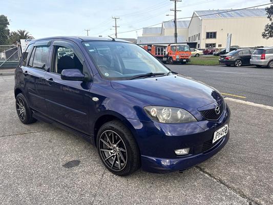 2005 Mazda Demio