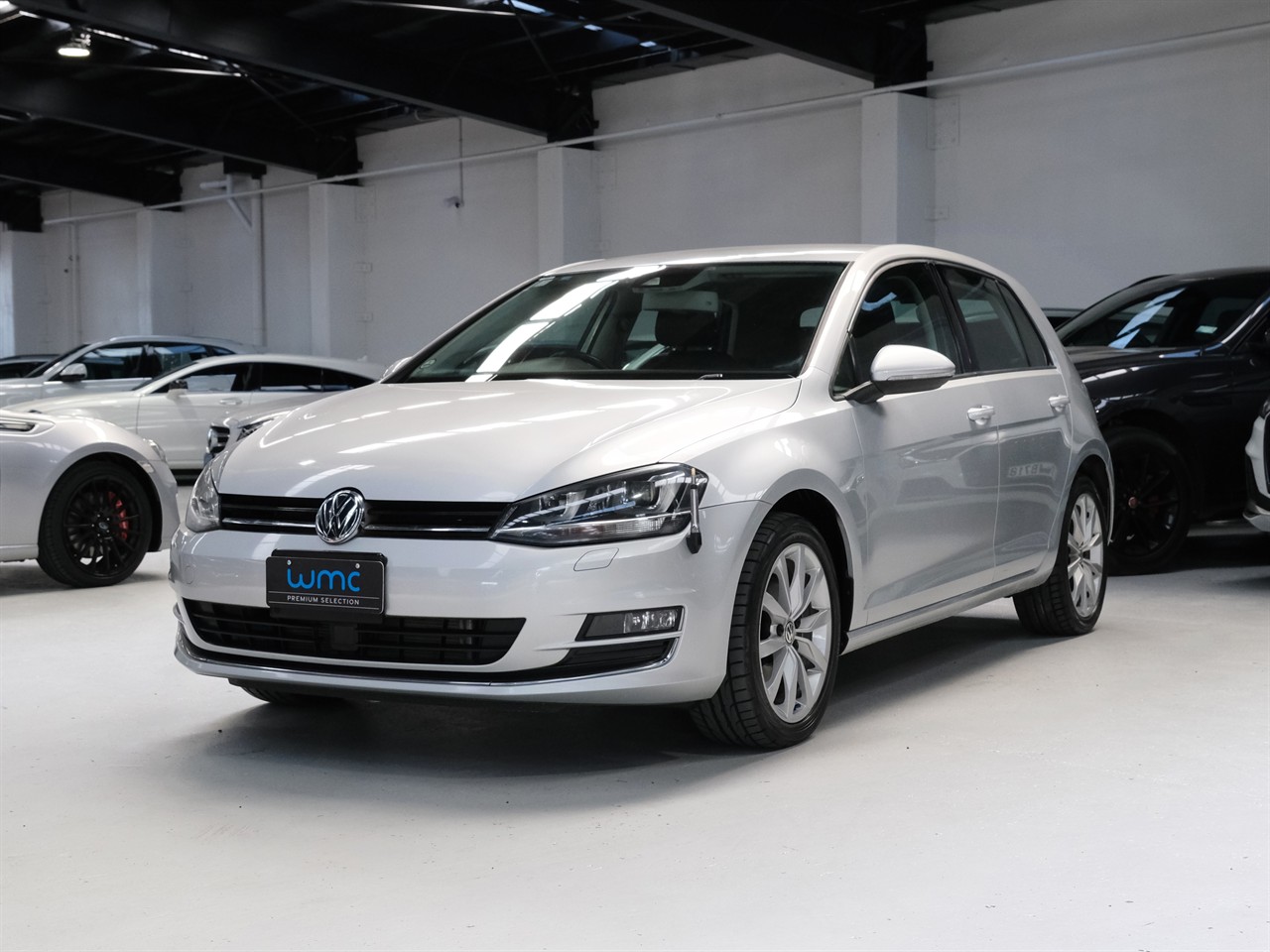 2013 Gulf R 2013 Volkswagen Golf 1.4TSI Highline 'BlueMotion' | Wheeler Motor Company